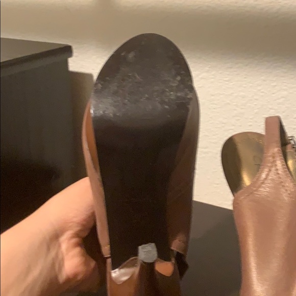 Brown leather high heels - Picture 3 of 3